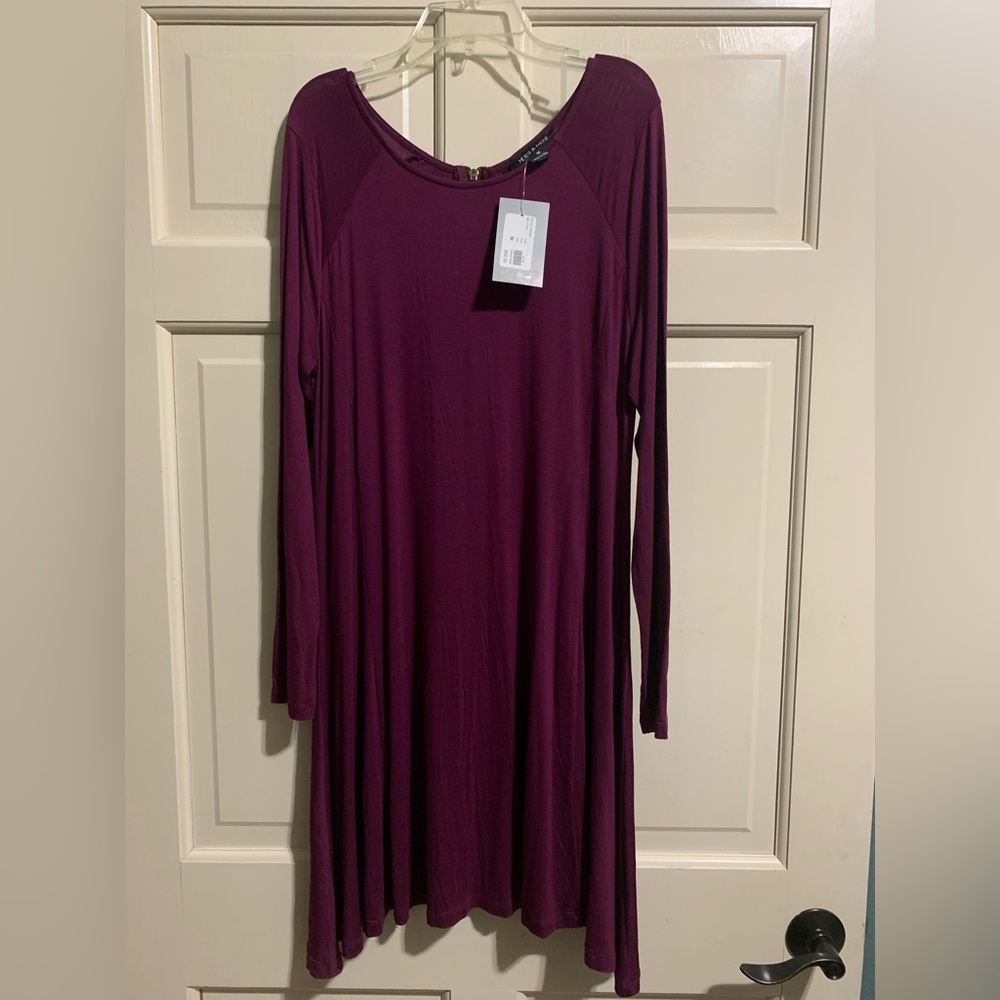 Long sleeve new dress sz Med